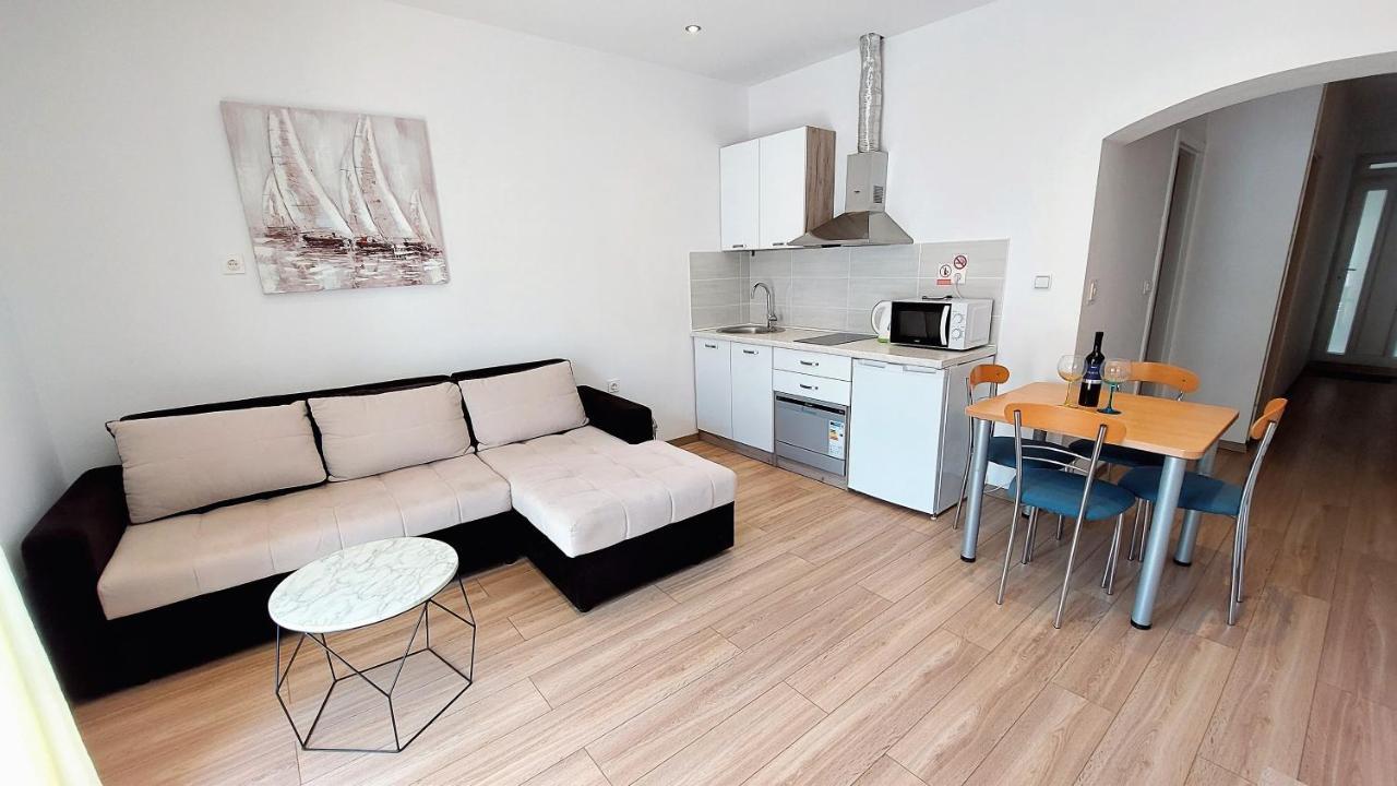 Apartman Anita 예세니체 외부 사진