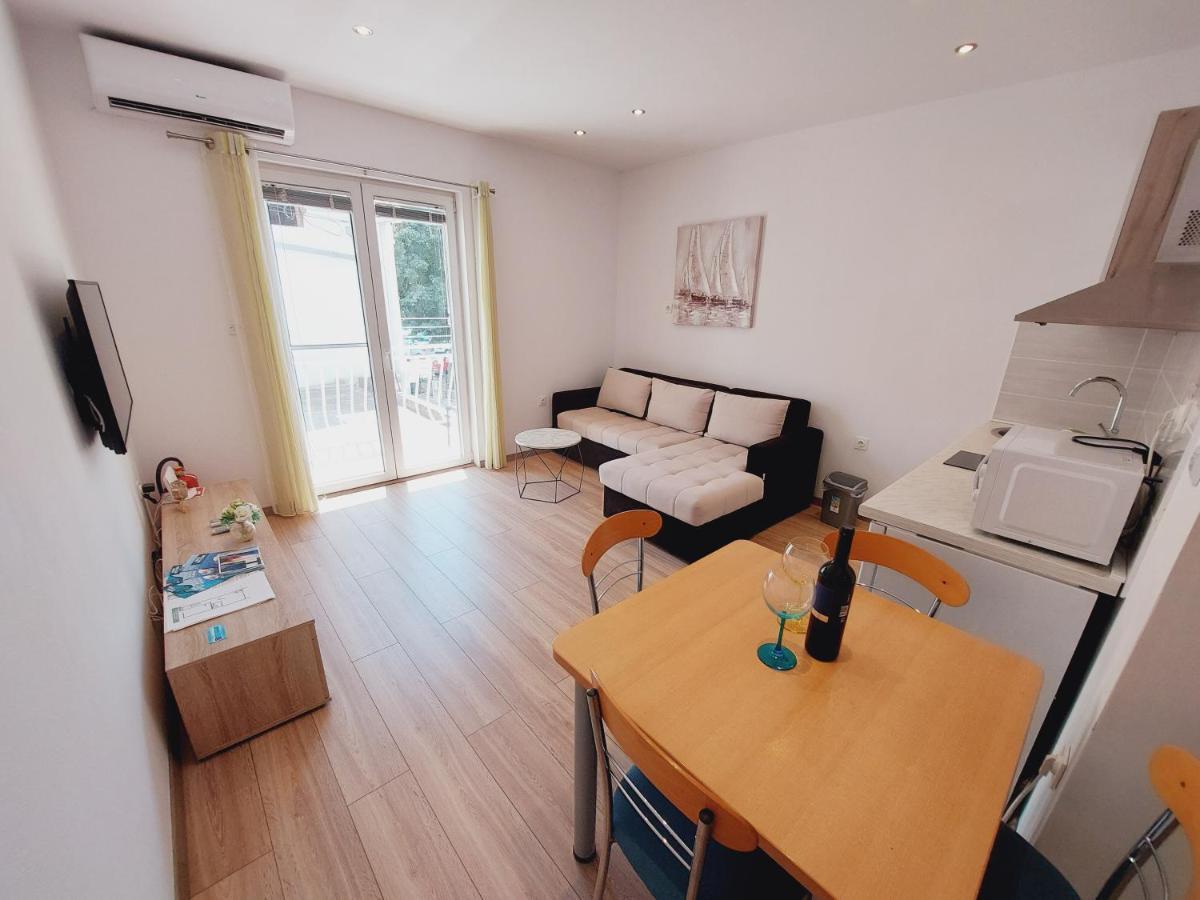 Apartman Anita 예세니체 외부 사진